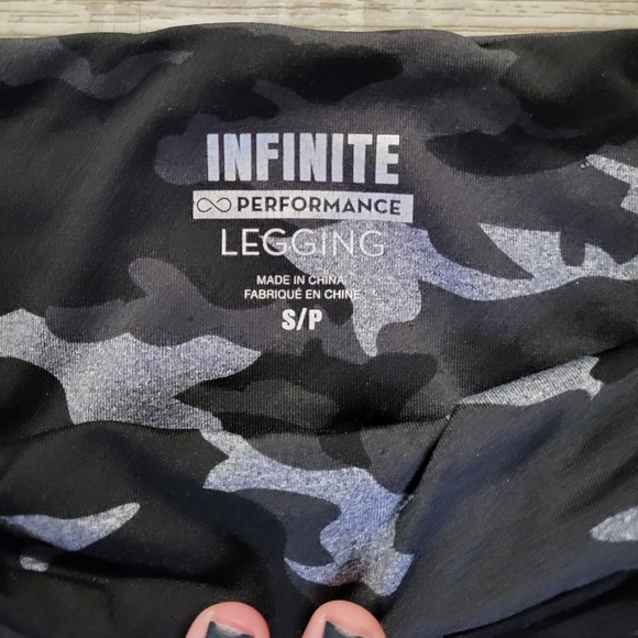 Infinite active leggings - Picture 2 of 2